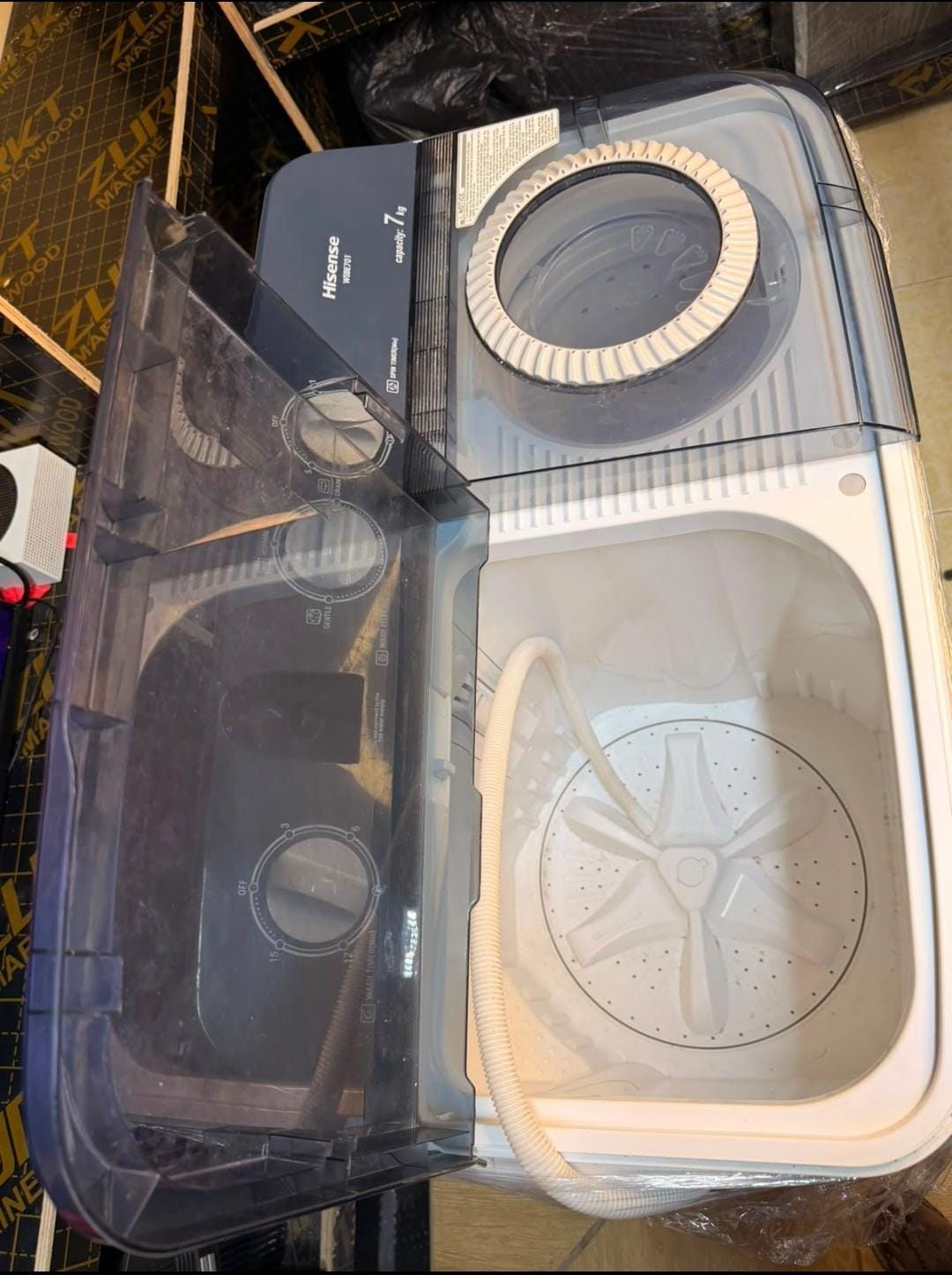 Hisense 7kg Twin-Tub Washing Machine - 2